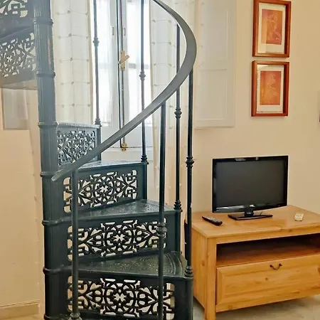 Homeyseville-duplex Con Terraza Santa Cruz 5 Pax, Parking Optional Apartament
