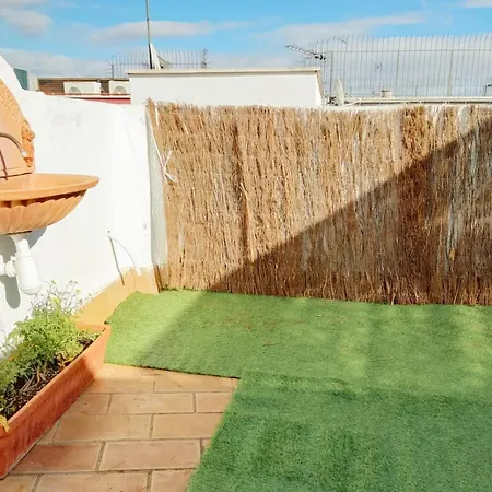 Homeyseville-duplex Con Terraza Santa Cruz 5 Pax, Parking Optional *